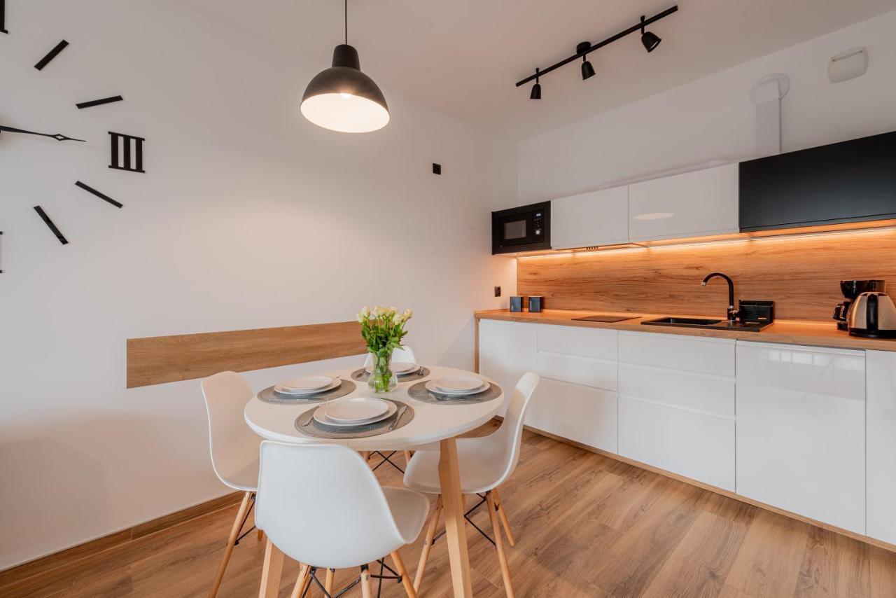 Apartament Wyspa Solna Kolobrzeg Bagian luar foto